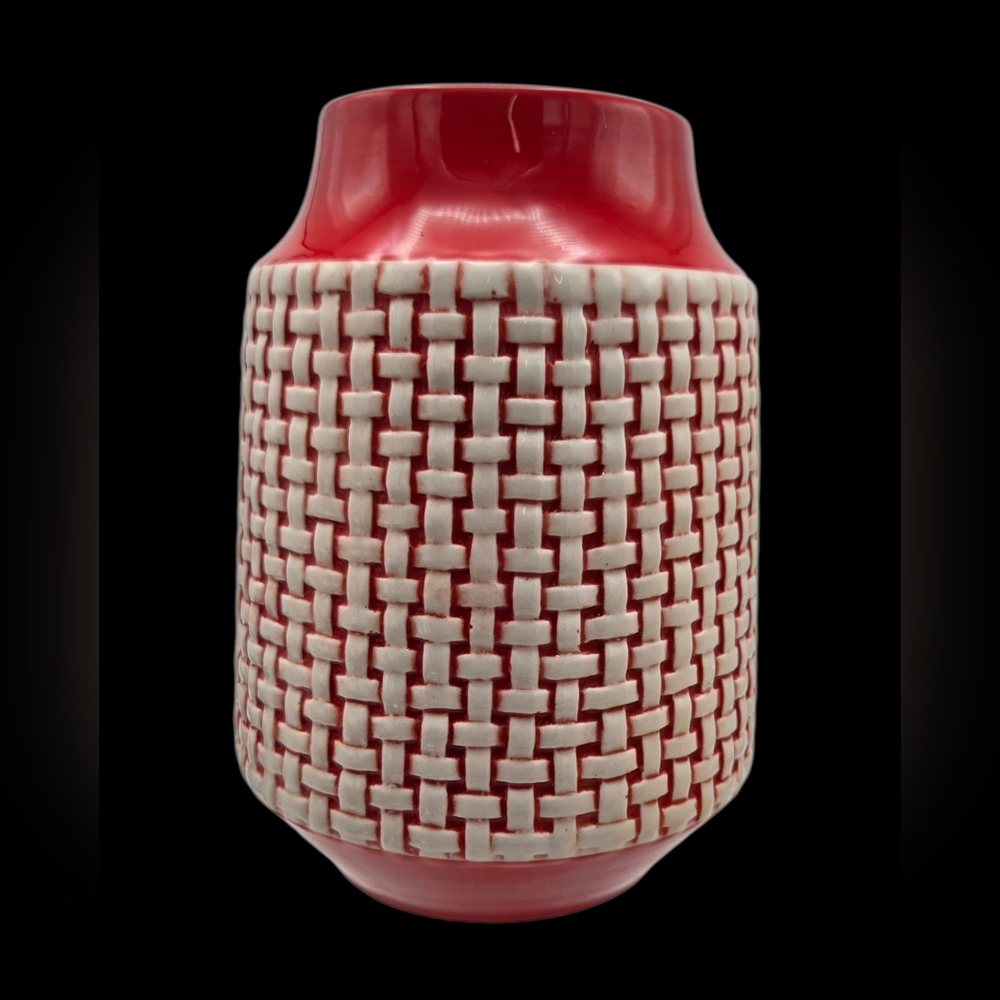 Retro Vintage Ceramic Red White Basket Weave Decorative Vase - Picture 4 of 8
